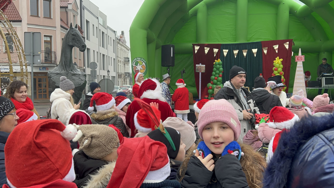 Mikołajki na Placu Wolności w Koninie