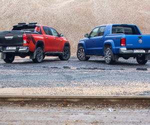 Toyota Hilux 2.4 D-4D 150 KM 4x4 AT6 Selection 50 vs. Volkswagen Amarok V6 3.0 TDI 258 KM 4Motion DSG8 Aventura
