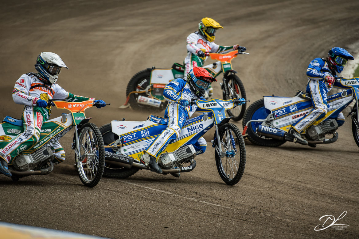 Powrót kibiców na Motoarenę. Tak fani przeżywali mecz Apatora Toruń z Włókniarzem Częstochowa