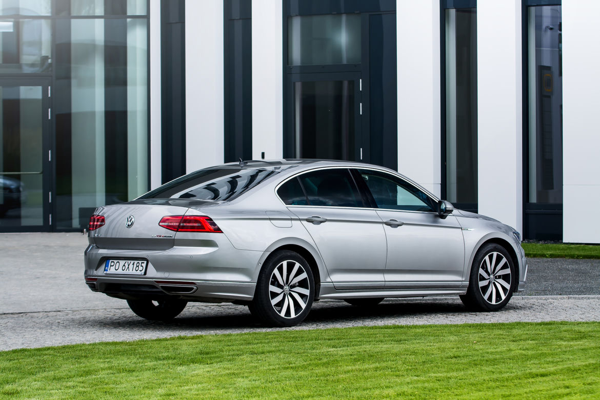 Volkswagen Passat R-Line 2.0 TSI 280 KM 4Motion DSG