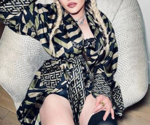 63-letnia Madonna pobita? Gwiazda opublikowała szokujące zdjęcia!