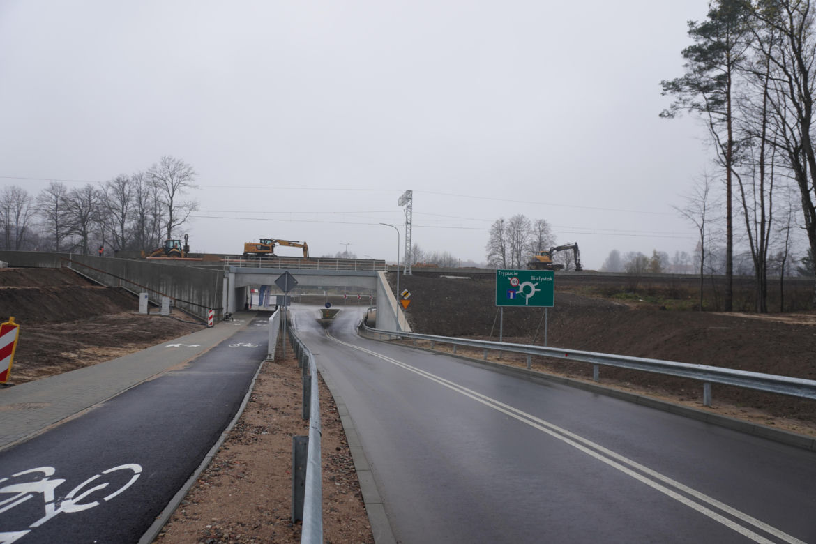 Wielkie otwarcie tunelu pod torami w Niewodnicy Kościelnej. Tak przebiegają prace w ramach Rail Baltica [ZDJĘCIA]