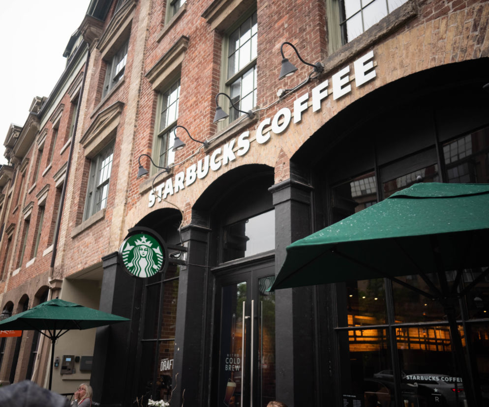 Starbucks w Białymstoku? Firma studzi emocje. W tym momencie nie są prowadzone żadne rozmowy