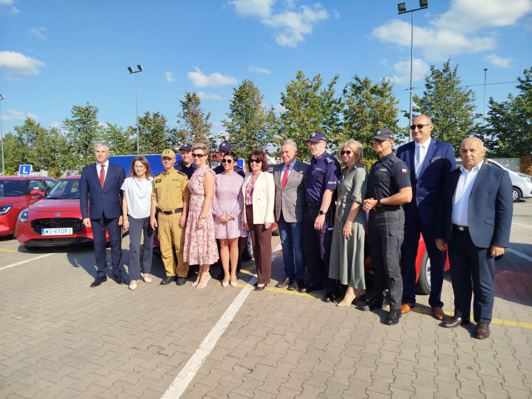 Siedlecki WORD wymienił starą flotę pojazdów egzaminacyjnych na nowe samochody marki Suzuki Swift