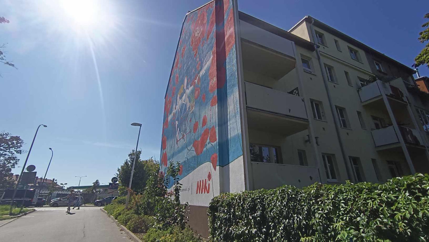 Odwiedziliśmy nowy mural we Wrocławiu. Musimy przyznać - robi wrażenie! Zobaczcie, jak wygląda