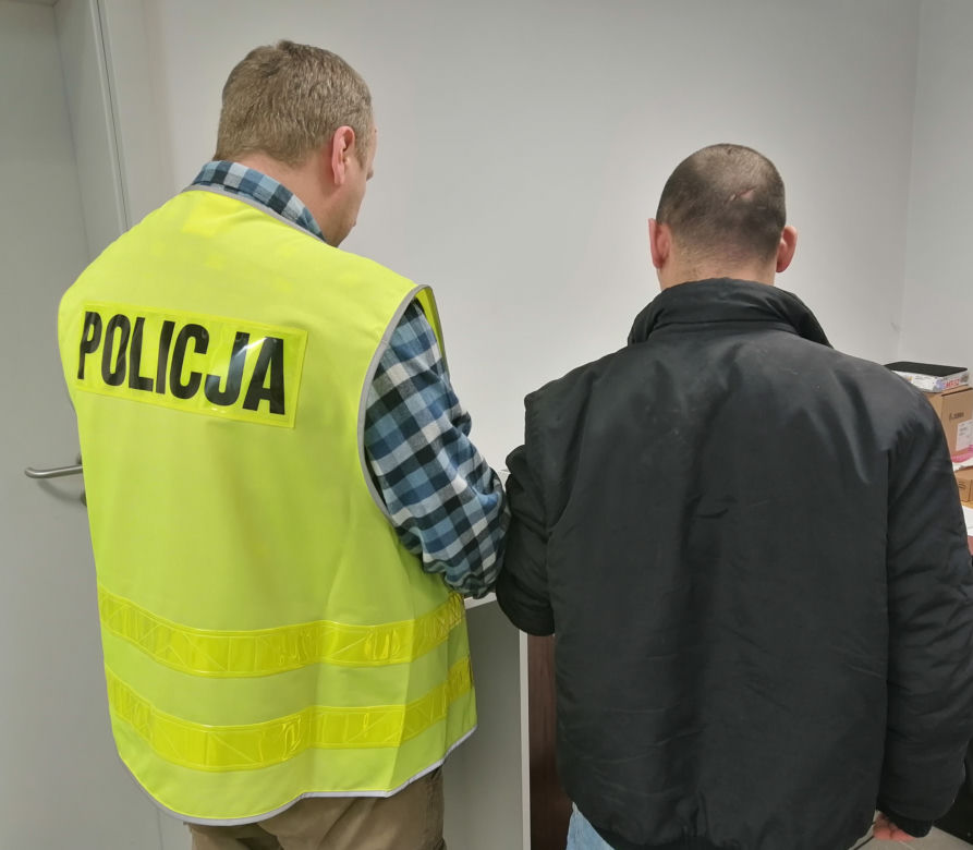 Środki do prania, słodycze, piwo. KRADLI z marketów wszystko co popadło! WPADLI