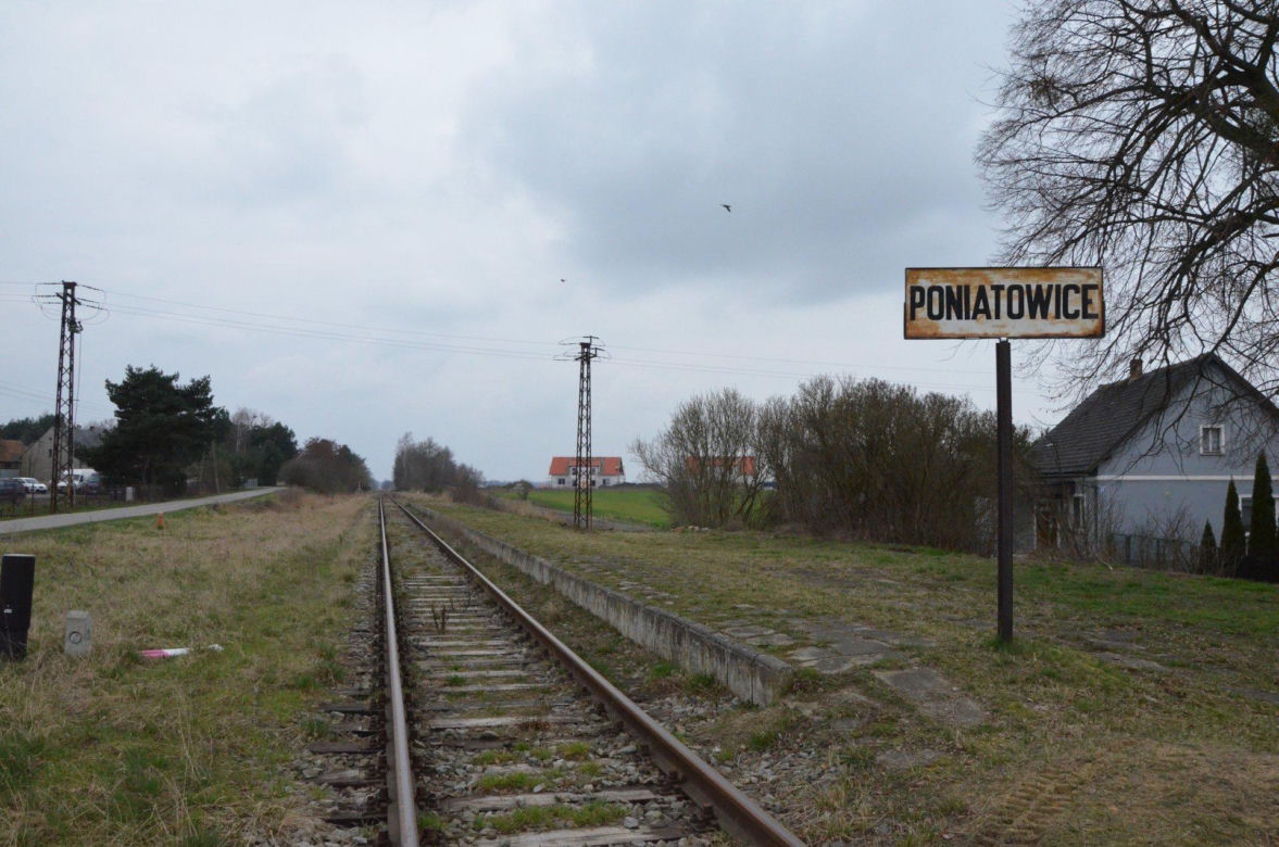 Pociągiem z Wrocławia do Wielunia. Przebudują 8 stacji i przystanków. Kiedy ruszy nowe połączenie?