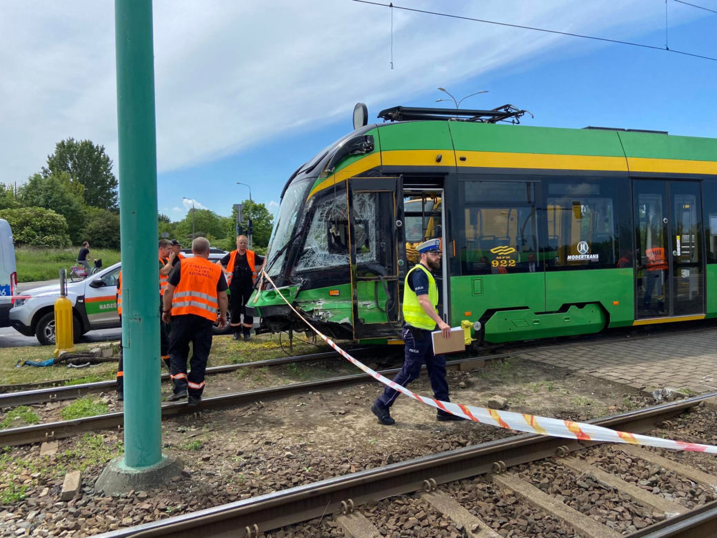 Zderzenie tramwajów w Poznaniu! Kilkanaście osób zostało rannych!