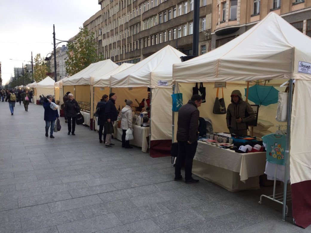 3 Jarmark na ulicy Piotrkowskiej