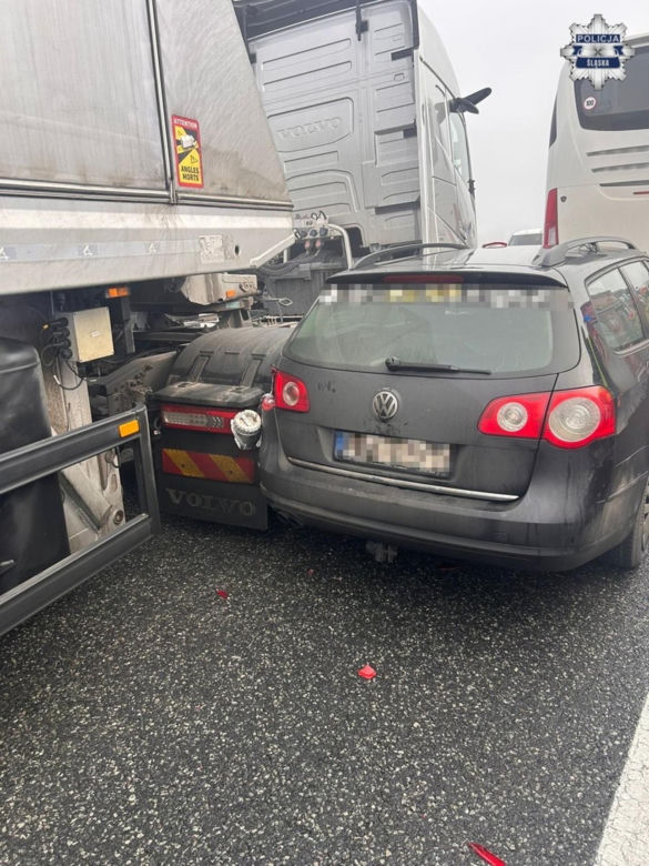Karambol na autostradzie A4. Zderzyło się 7 samochodów