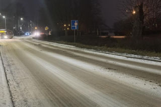 Zima nie odpuszcza. Trudny poranek w regionie
