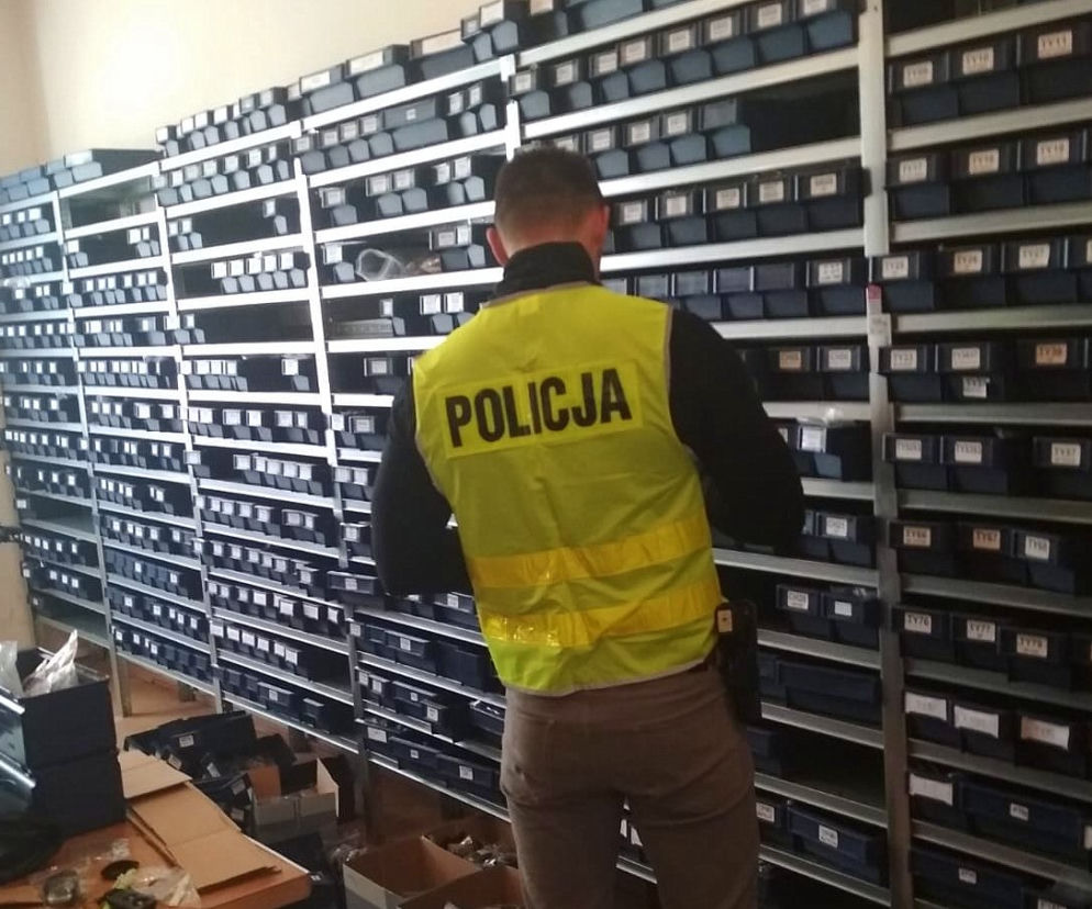Ponad 3 tysiące sztuk podrobionych kluczyków od aut różnych marek