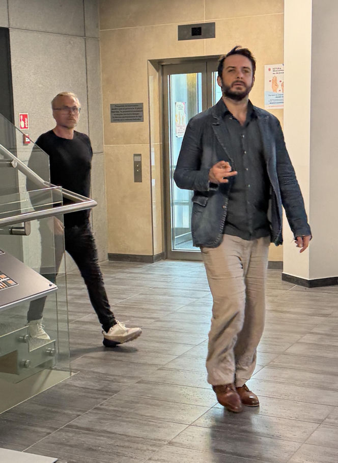 Rozwód Gąsiorowskiej i Żurawskiego w toku! Aktor czekał pod salą z kubkiem w ręku