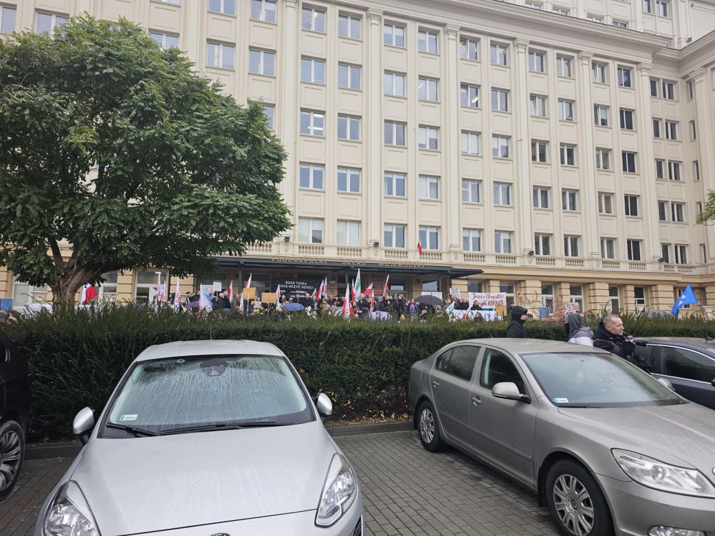 Protest “Nie dla deprawacji dzieci w szkołach”