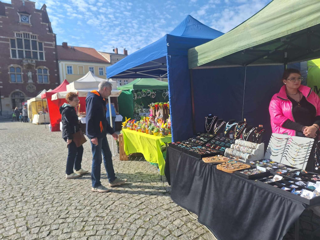 Jarmark wielkanocny w TarnowskIch Górach ZDJĘCIA