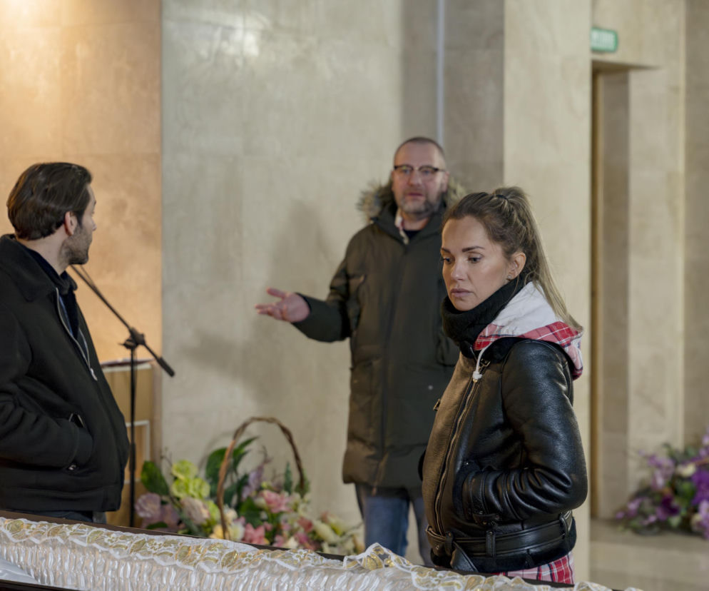 Sprawiedliwi - Wydział Kryminalny, odcinek 1002: Kalicka nie spuszcza z oka Gracjana Rodaka, którego w szpitalu odwiedza tajemnicza postać