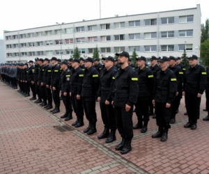 Aż 60 nowych funkcjonariuszy zasili szeregi kujawsko-pomorskiej policji [ZDJĘCIA]