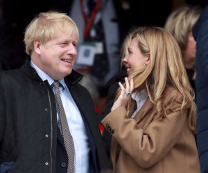 Boris Johnson zaraził narzeczoną w ciąży, Carrie też ma koronawirusa