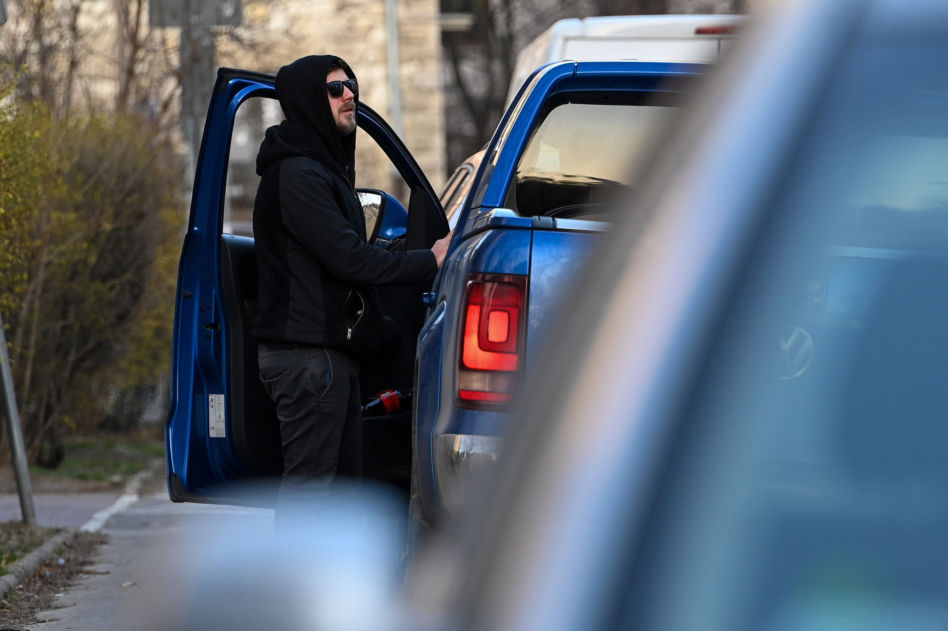 Antek Królikowski spędził godzinę i dziecka w szpitalu