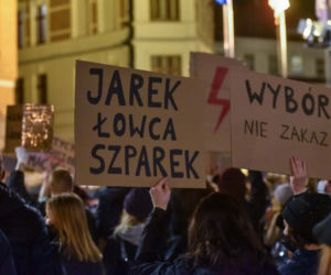 Strajk kobiet w Toruniu. Tańce, straż pod kościołem i wiele więcej - środa (28.10.2020)