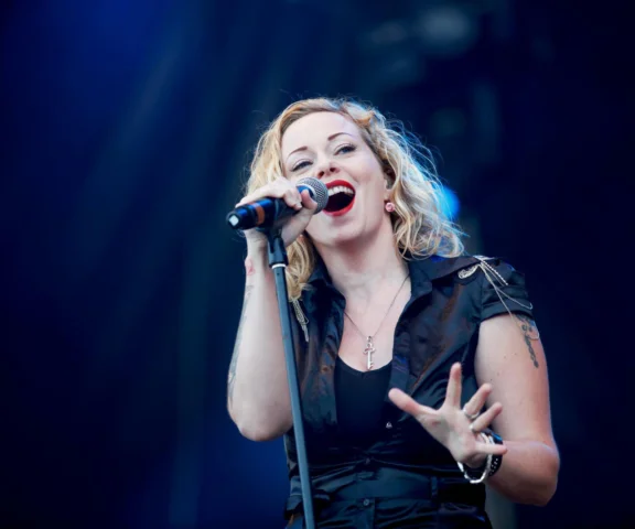Głos The Gathering ponownie w Polsce! Anneke Van Giersbergen zagra w Warszawie