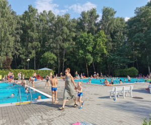 Najlepsze baseny oraz kąpieliska na Śląsku i w Zagłębiu. Gdzie się wybrać w upalny dzień? [LISTA]
