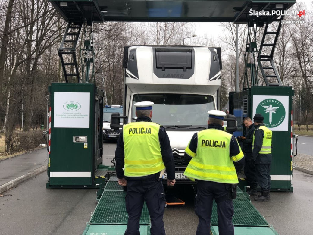 Kontrole GITD. Ponad połowa busów z nieprawidłowościami