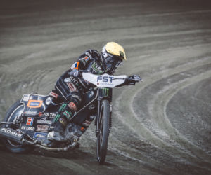 Bartosz Zmarzlik obronił tytuł mistrza świata na Motoarenie. Zdjęcia z toru i trybun