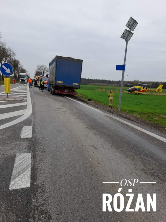 Koszmarny wypadek pod Makowem Mazowieckim! 2-latek z citroena zabrany przez śmigłowiec [ZDJĘCIA]