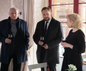 Na Wspólnej odc. 3091 po wakacjach 2020. Beata (Katarzyna Ptasińska), Paweł (Grzegorz Kwiecień), Hebel (Tadeusz Huk)