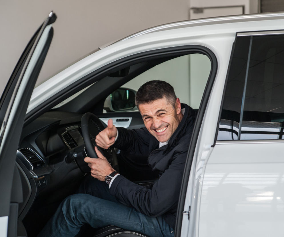 Krzysztof Hołowczyc jeździ Volvo XC90