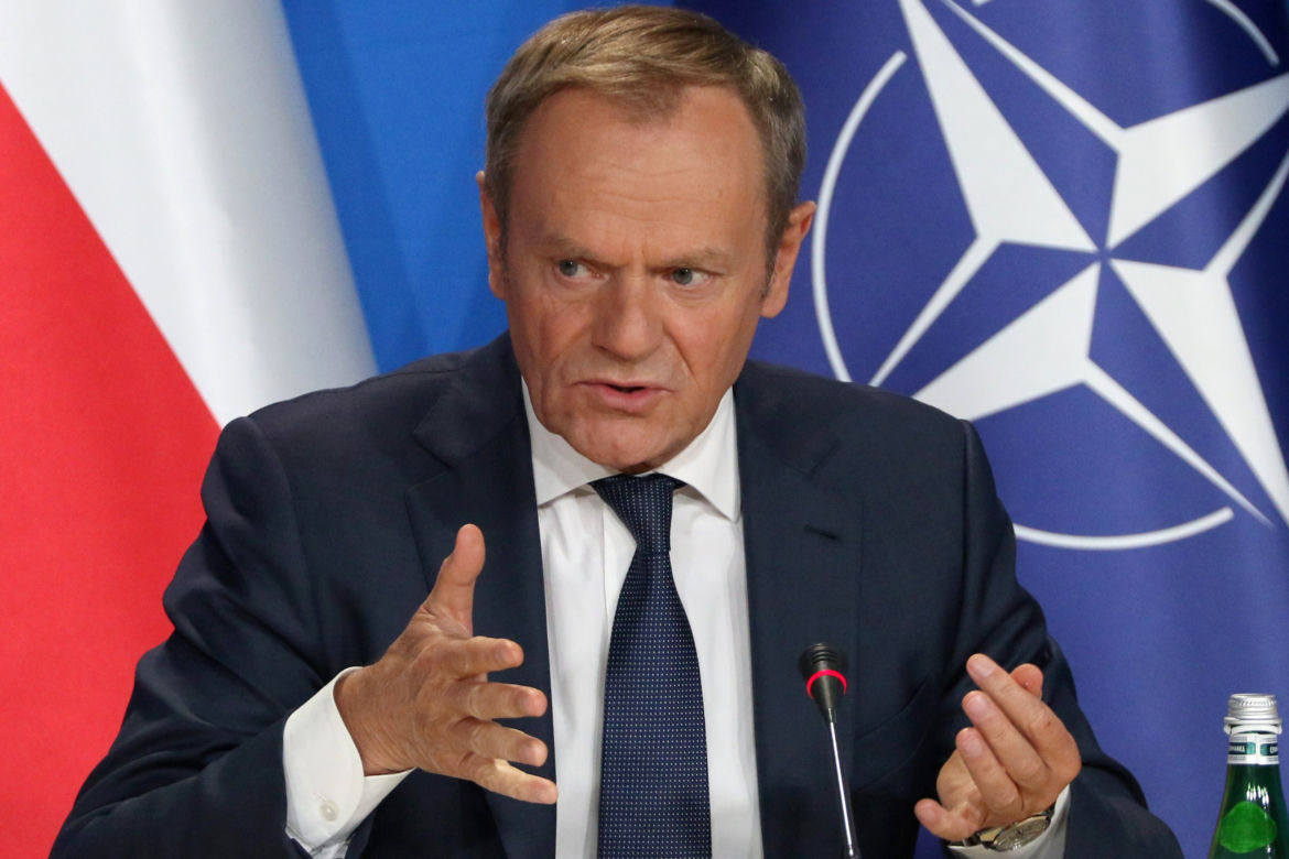Urodziny Donalda Tuska. Tak szef PO obchodził urodziny - ciężko harował