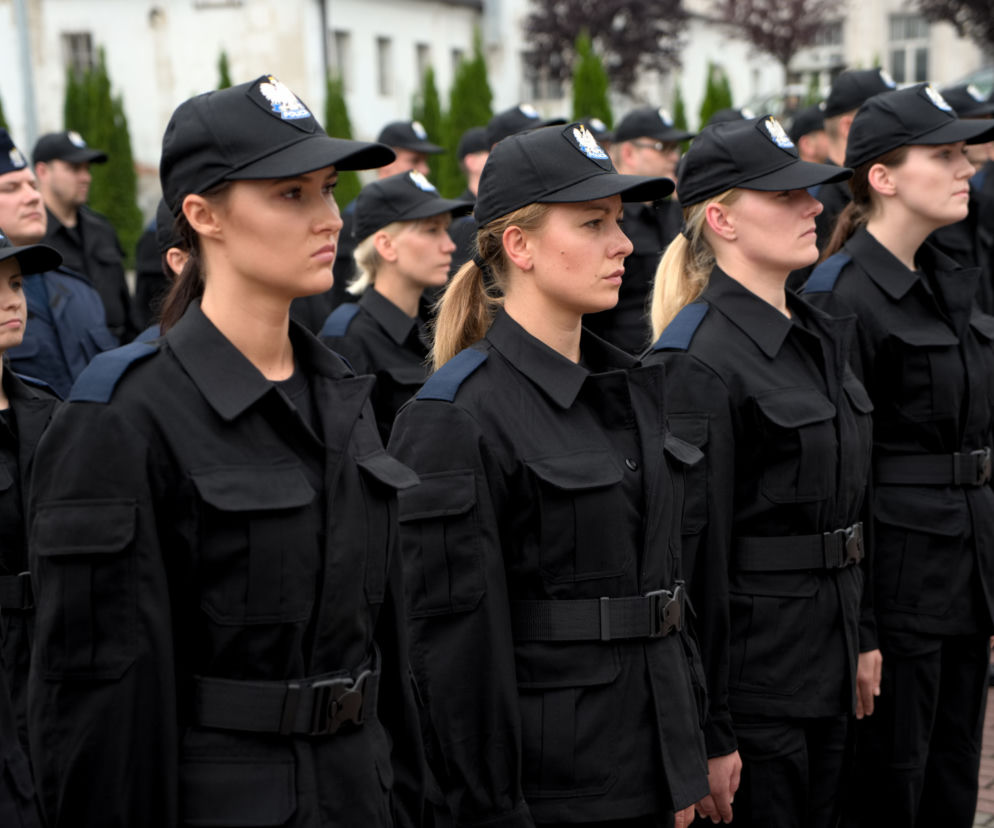 Aż 60 nowych funkcjonariuszy zasili szeregi kujawsko-pomorskiej policji [ZDJĘCIA]