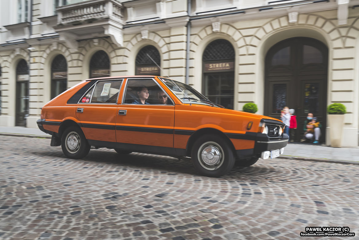 Youngtimer Warsaw fotoSPOT 2020 vol.1
