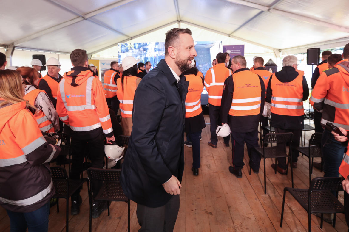Rozpoczęła się budowa najdłuższego tunelu kolejowego w kraju. Powstaje w Małopolsce