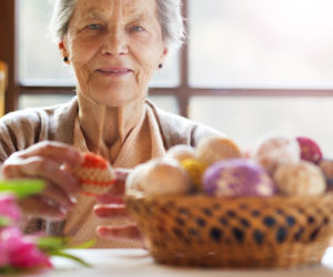 „Teściowa postawiła tradycję nad komfort moich dzieci. Gdy zobaczyłam łzy córki, wiedziałam, że to nasza ostatnia wspólna Wielkanoc”