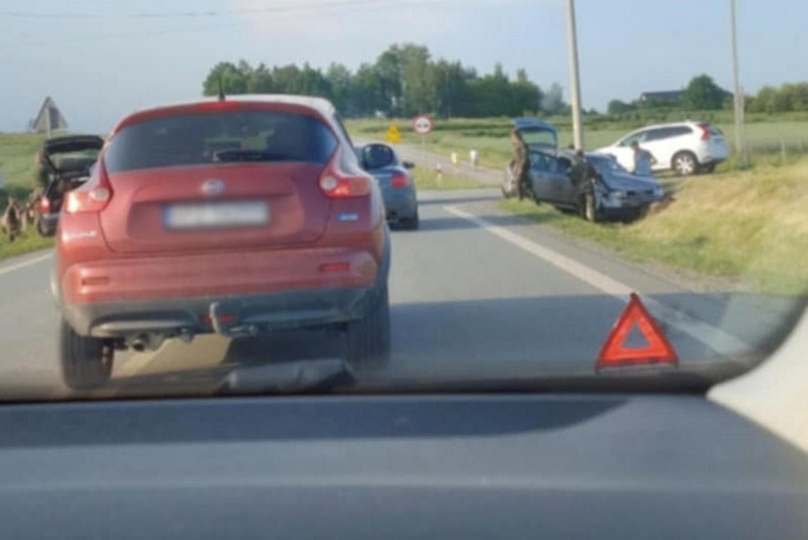Nastolatka w BMW wymusiła pierwszeństwo
