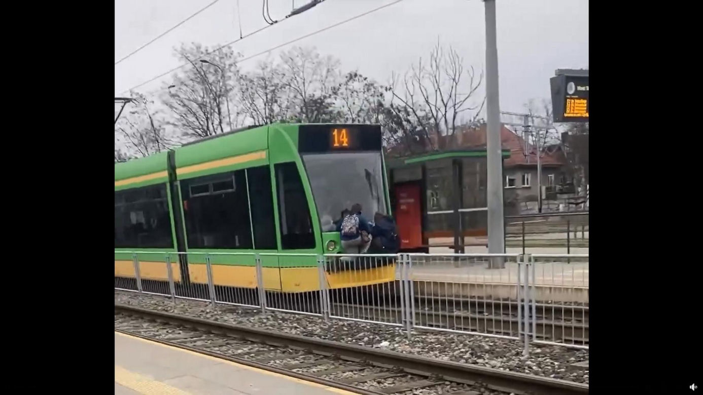 Nastolatki w Poznaniu igrają ze śmiercią