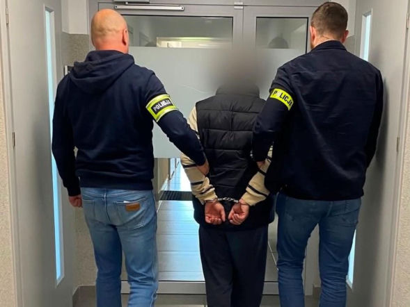 Obcokrajowcy z zarzutami po kradzieży. Jeden z nich zostanie wydalony