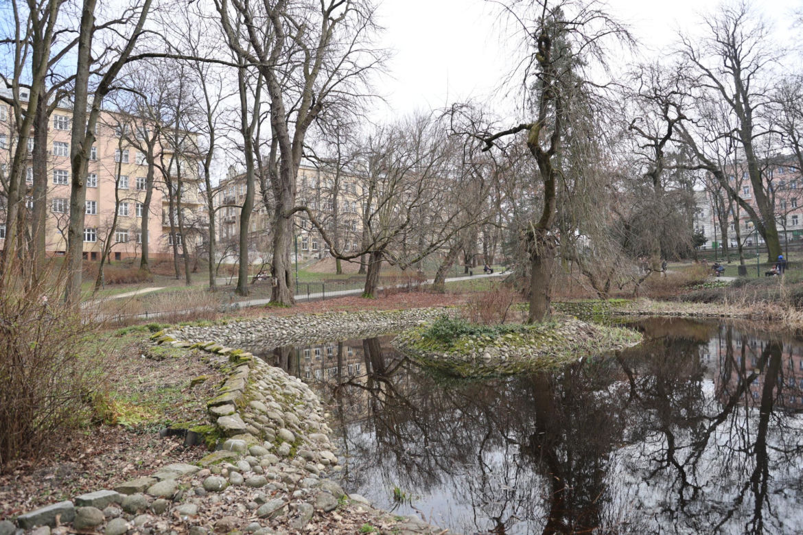 W Ogrodzie Saskim w Lublinie widać już wiosnę? Szukaliśmy jej oznak