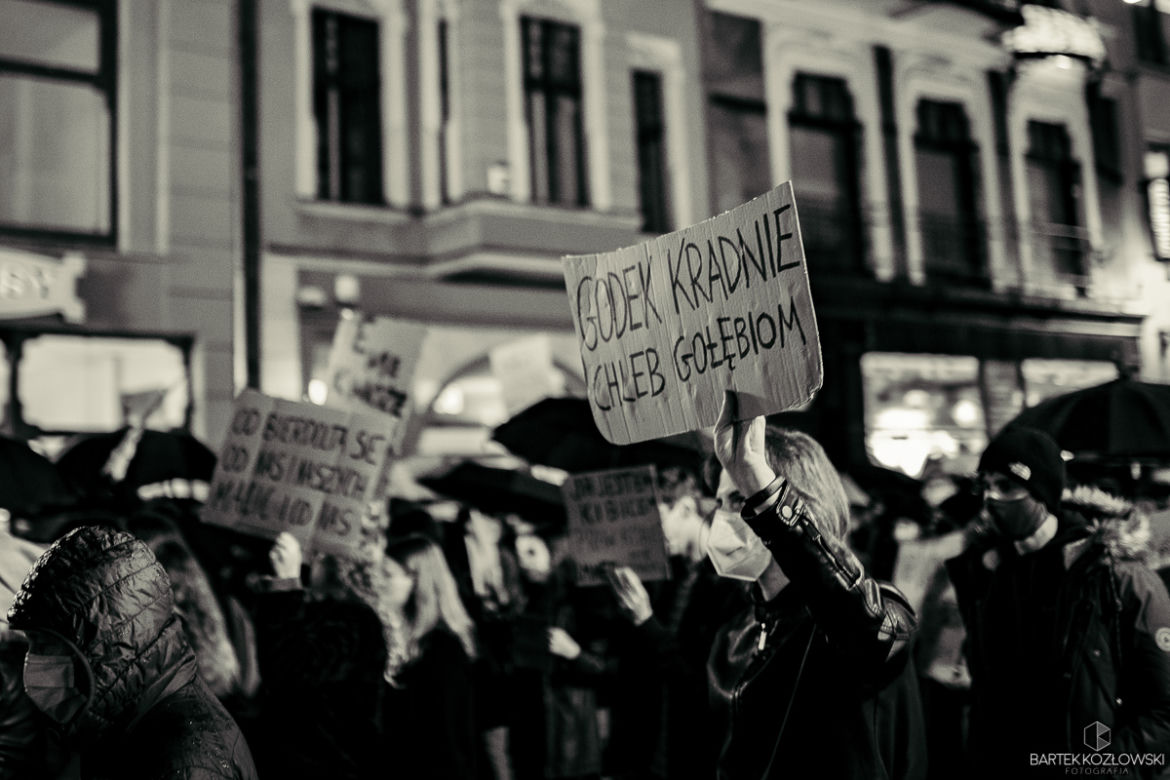 Strajk Kobiet w Toruniu 27.10.2020 - wtorkowy protest i blokada ulic
