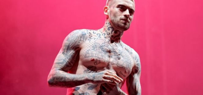  Quebonafide odwołał koncert. Raper ma problemy ze zdrowiem? 
