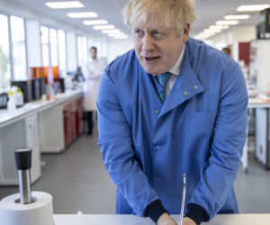 Boris Johnson zaraził narzeczoną w ciąży, Carrie też ma koronawirusa
