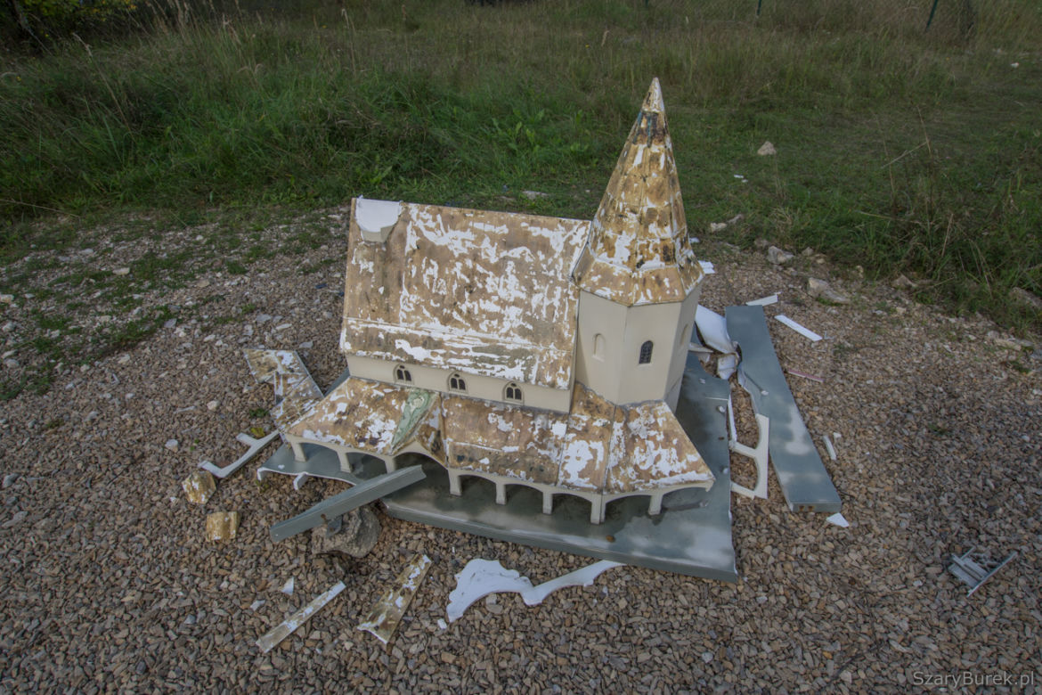 Park Miniatur Sakralnych w Częstochowie zrujnowany