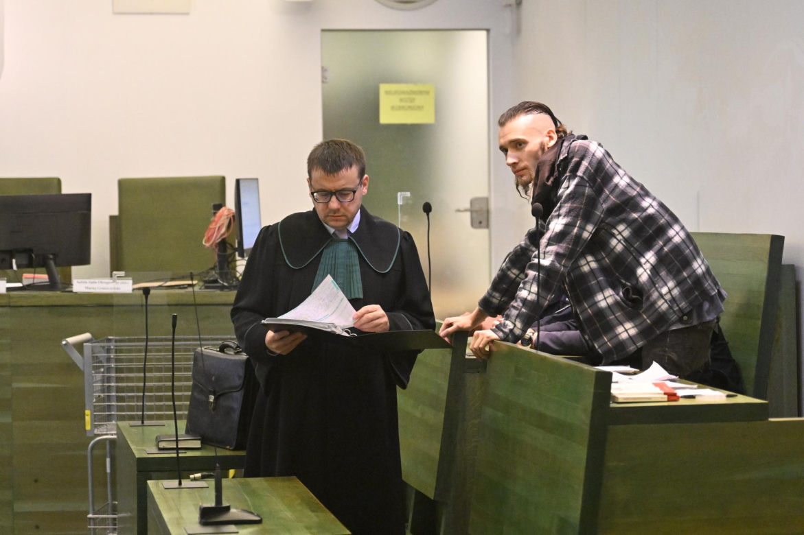 Skazany za zabójstwo matki znów walczy o wolność. Jeden z jego wniosków ma 72 strony