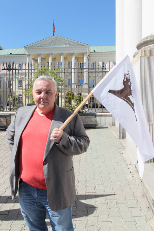Taksówkarze przyszli pod ratusz. „Chcemy lepszych płac i godnego życia!”
