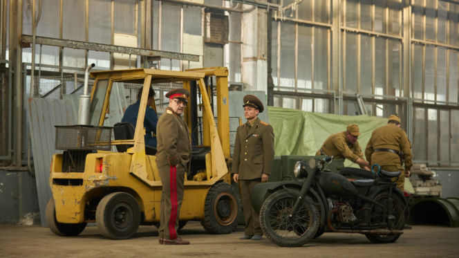 Wojna zastępcza. Generał Dubynin (Cezary Żak), pułkownik Zarudin (Dawid Dziarkowski)