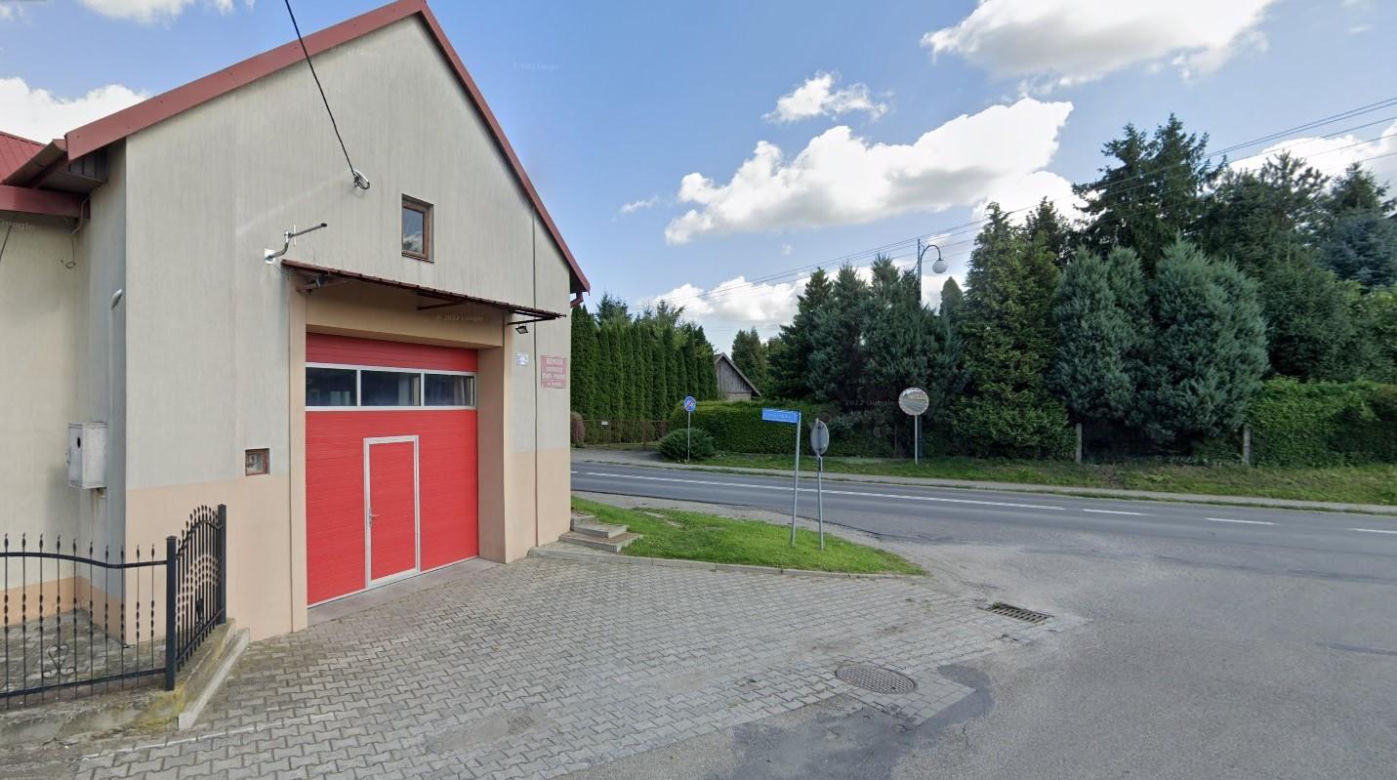 Szówsko -  w tej wsi na Podkarpaciu książę Czartoryski założył cegielnię. Nieco później zdecydował się na...kaflarnię