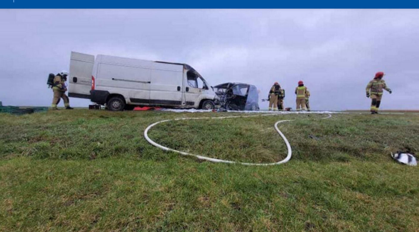 Tragiczny wypadek w Lubaszczu na DK10. Dwie osoby nie żyją