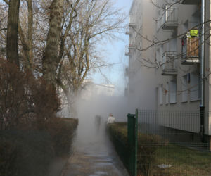 GALERIA-Awaria rury ciepłowniczej na Sadybie w Warszawie
